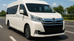 Tips Memilih Jasa Sewa Hiace Premio Luxury Jakarta–Malang yang Terpercaya